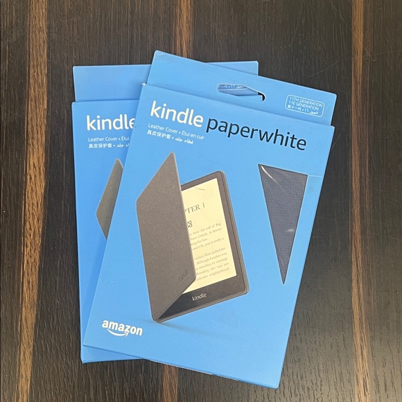 NIB - Amazon Kindle Paperwhite Leather Protective Cover  (11th Gen) – Blue - Picture 4 of 8